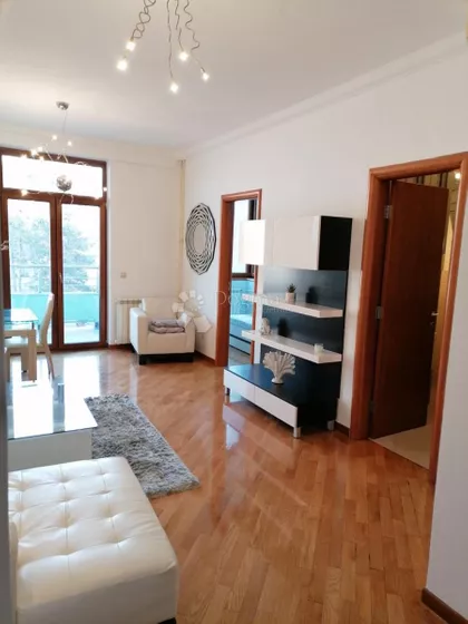 Internacionalnih Brigada | 4zida.rs