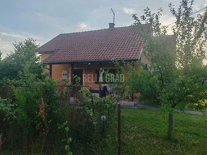 Velimira Lesendrića-Vece | 4zida.rs