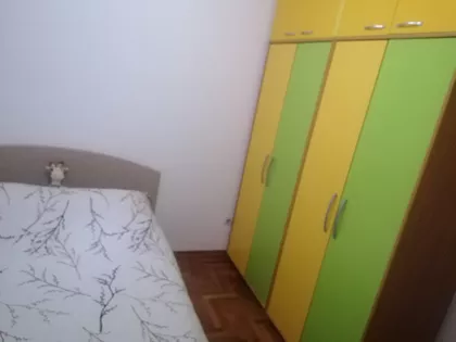 Milovana Gušića 36 | 4zida.rs