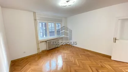 Stan na prodaju · 59 m² · Studentski Trg, Stari Grad opština, Beograd