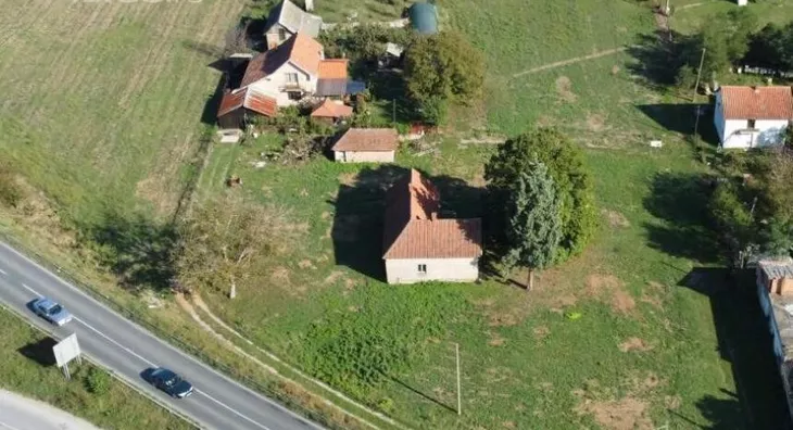 Plac | 4zida