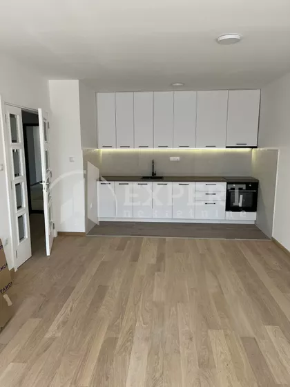 Vardarska | 4zida.rs