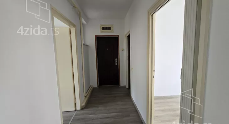 Kancelarija | 4zida
