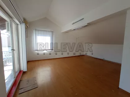 Bulevar 12. februar | 4zida.rs