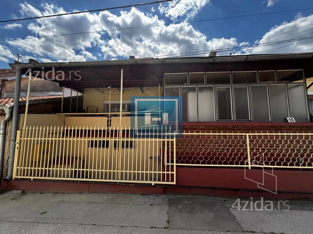 Kuća | 4zida