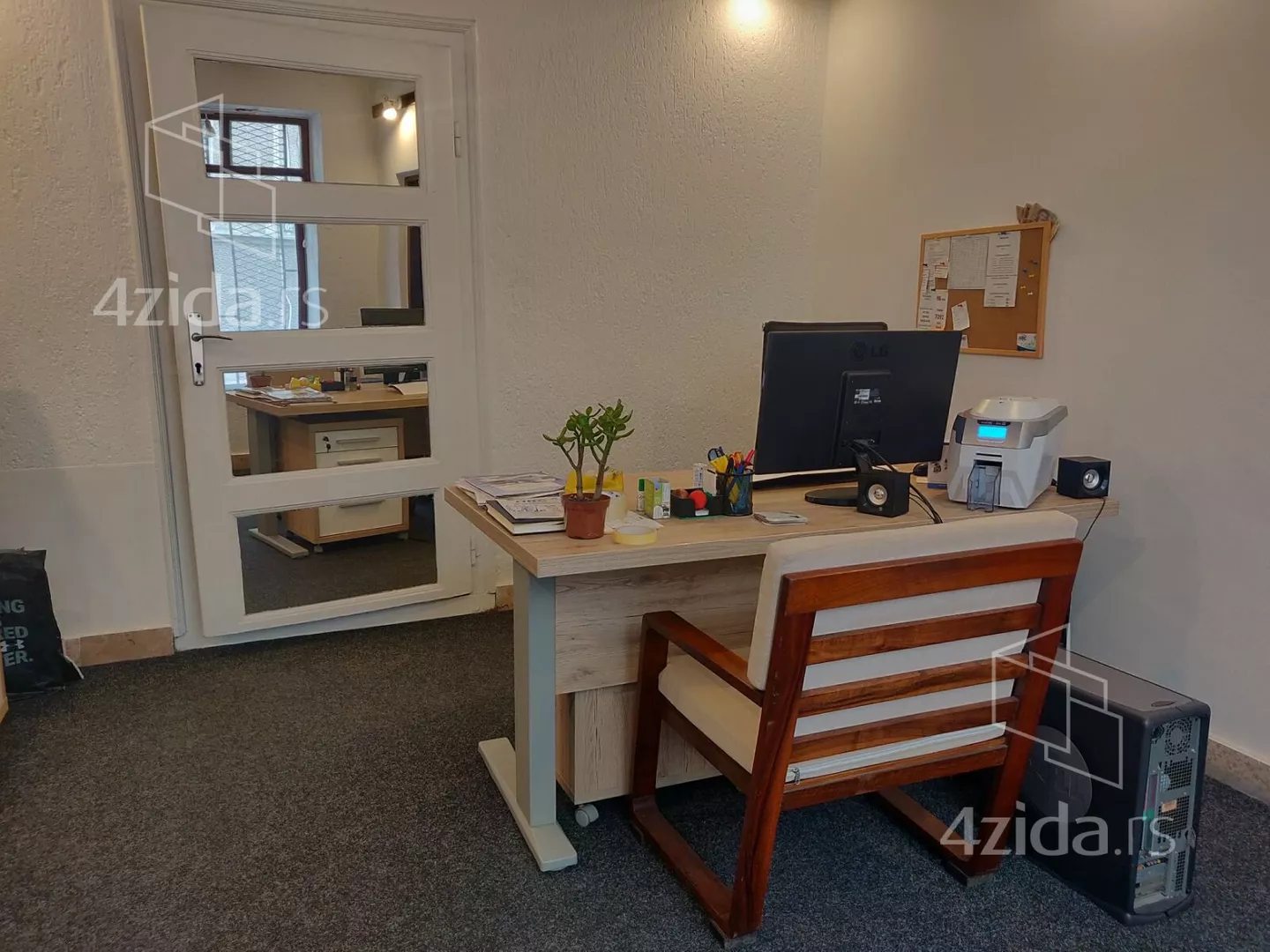 Kancelarija | 4zida