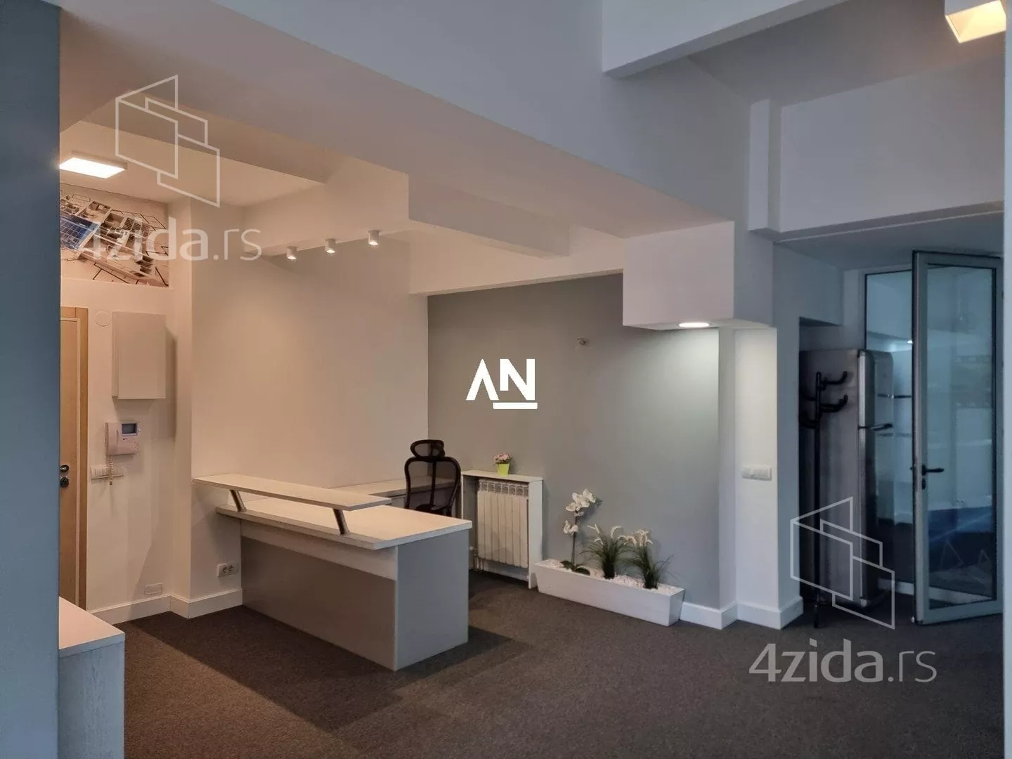 Poslovni prostor | 4zida