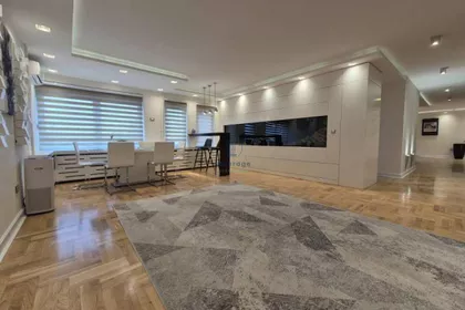 Gospodar Jovanova | 4zida.rs