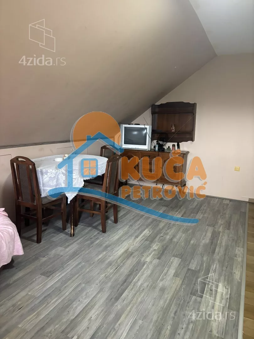 Garsonjera | 4zida