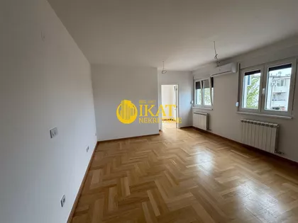Koste Nađa | 4zida.rs