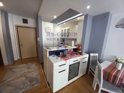 Cara Dušana | 4zida.rs