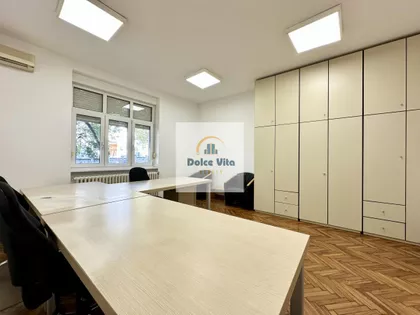 Džordža Vašingtona | 4zida.rs