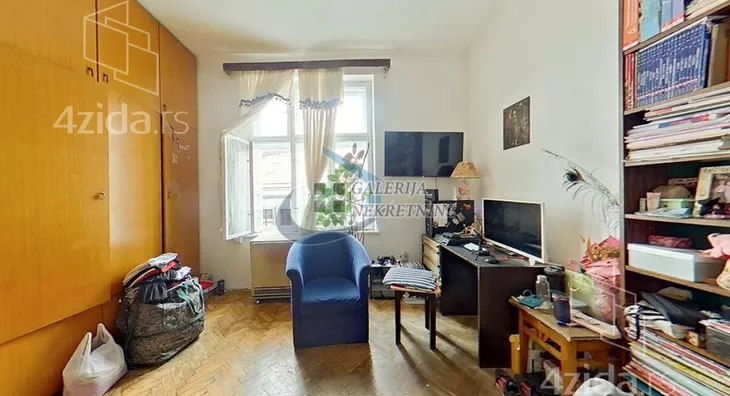 Četvoroiposoban stan | 4zida