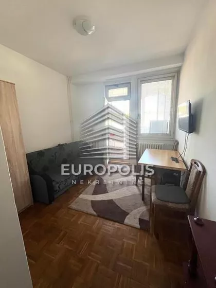 Ustanička | 4zida.rs