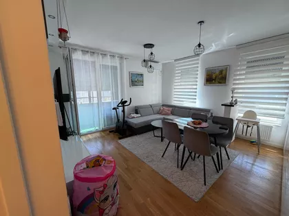 Bulevar Patrijarha Pavla (Somborski Bulevar) | 4zida.rs