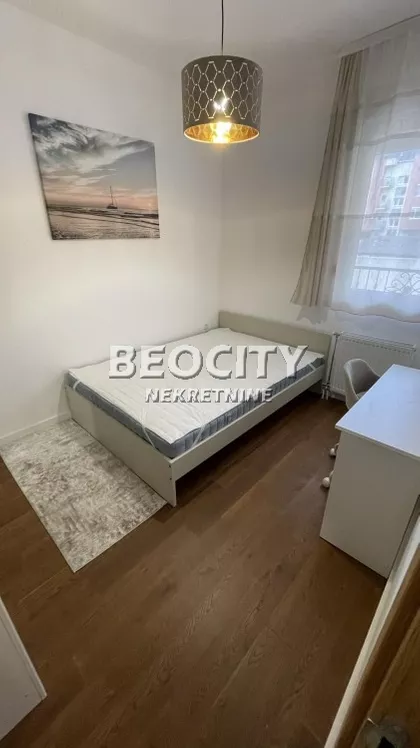 Branka Radičevića | 4zida.rs