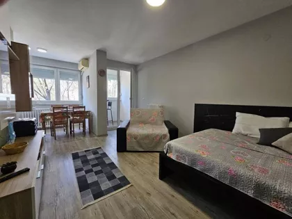 Bulevar Oslobođenja | 4zida.rs