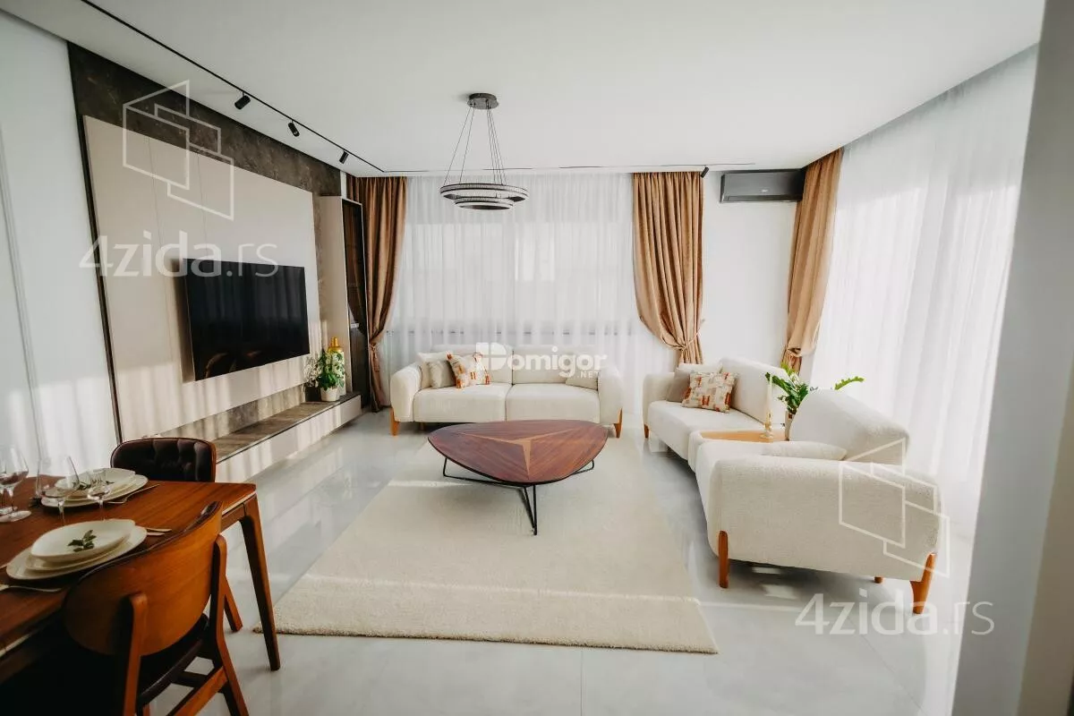 Petosoban stan | 4zida