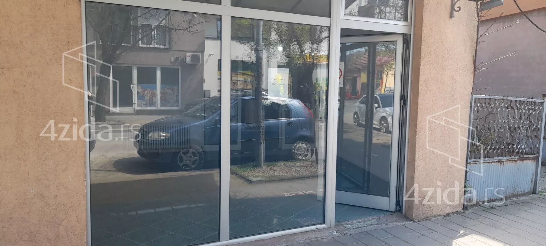 Lokal | 4zida