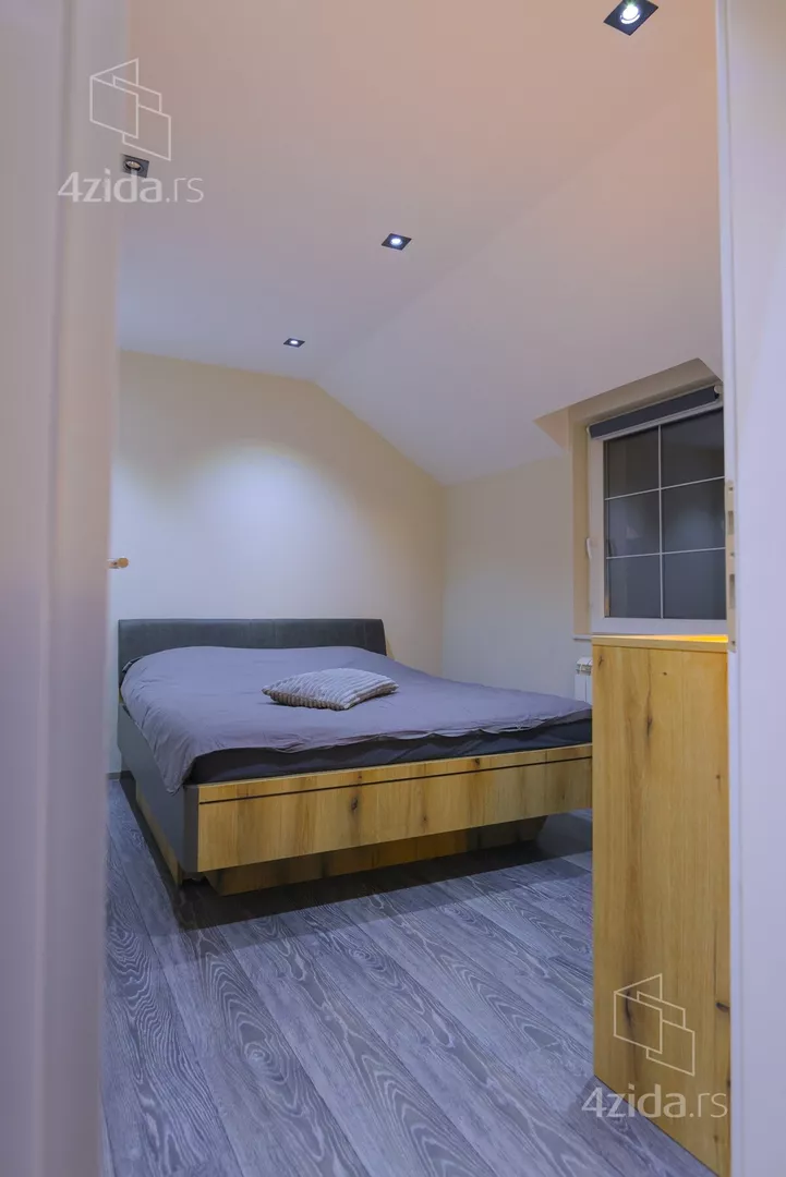 4-etažna kuća | 4zida