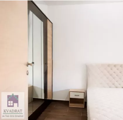 Surčin (mesto) | 4zida.rs