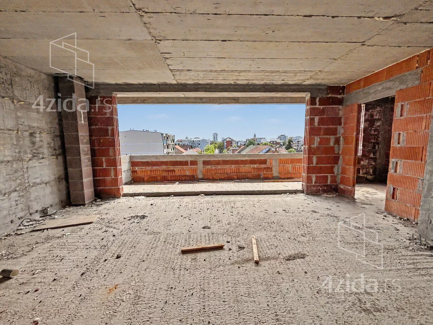 Četvorosoban stan | 4zida