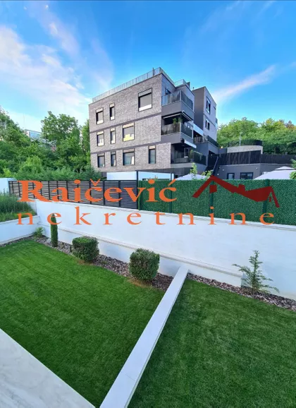 Velisava Vulovica | 4zida.rs