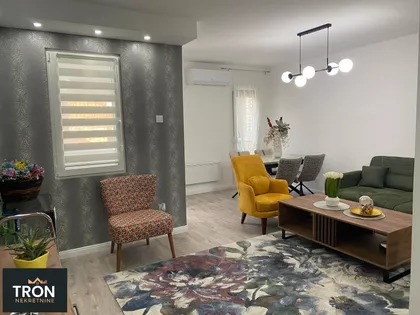 Nemanjina | 4zida.rs