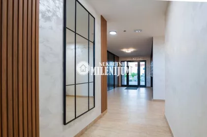 Vojvođanska | 4zida.rs