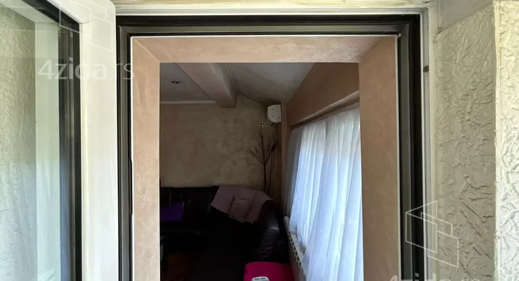 Četvoroiposoban stan | 4zida