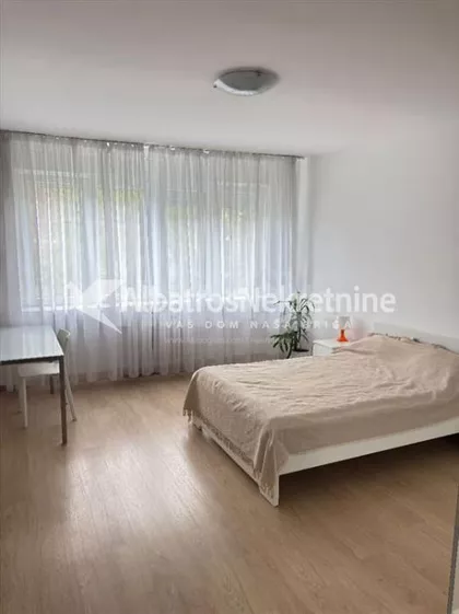 Knez Miletina 12 | 4zida.rs