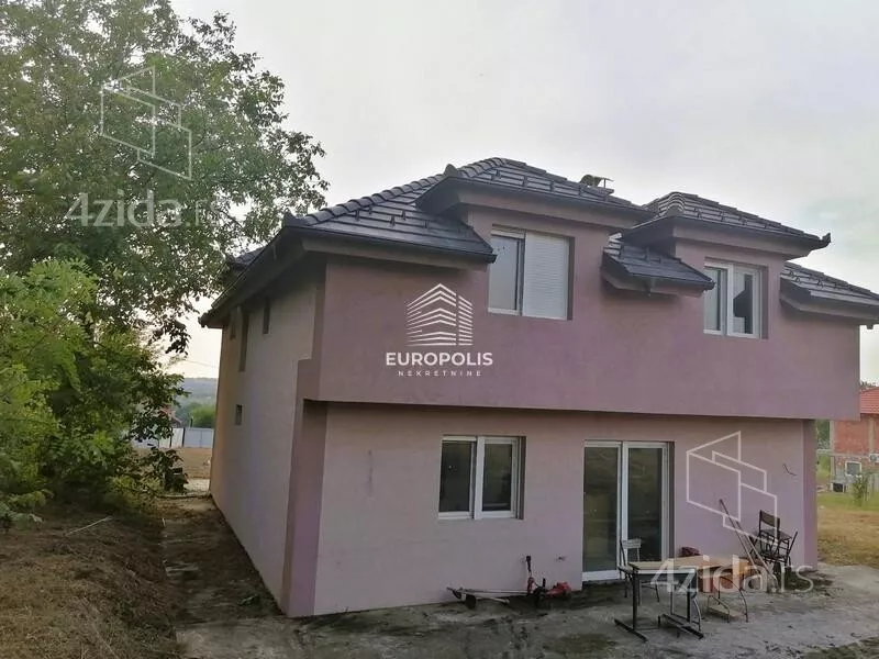 3-etažna kuća | 4zida