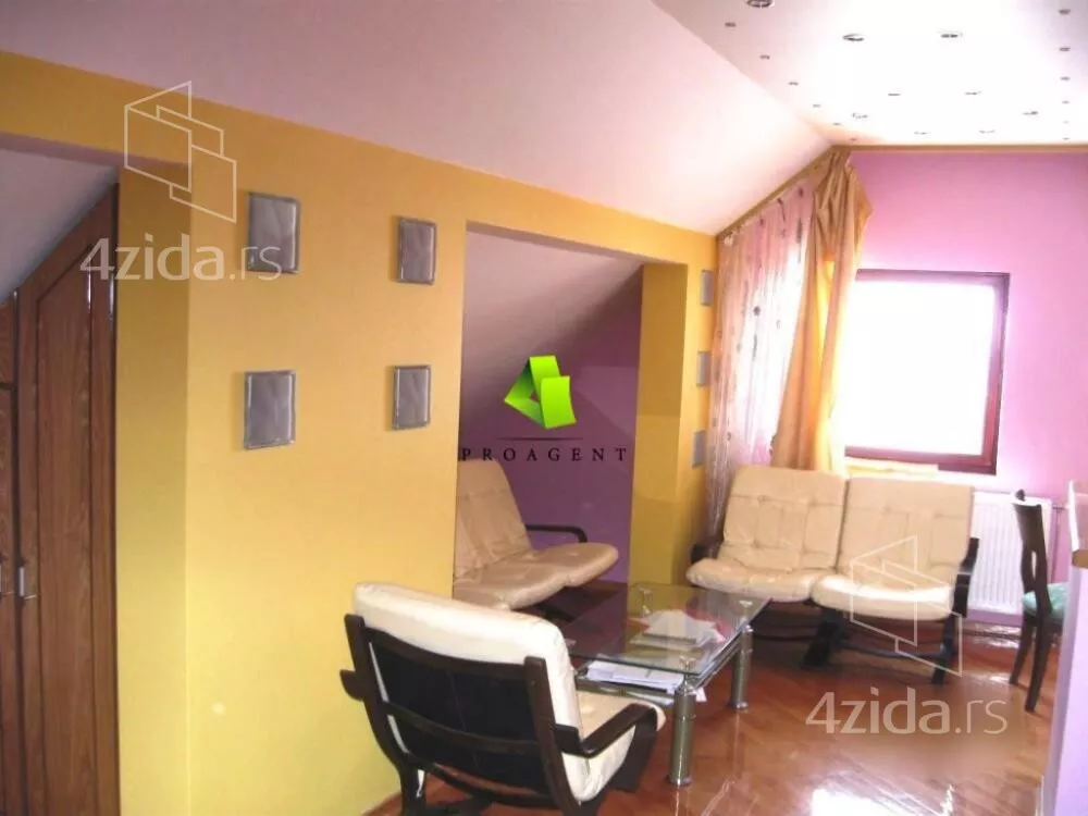Kuća | 4zida