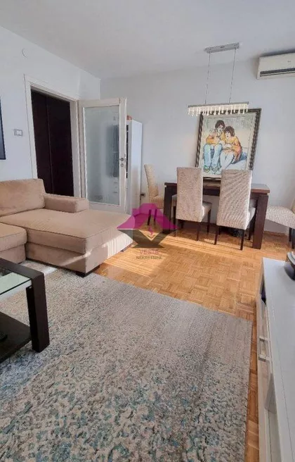 Bulevar Cara Lazara | 4zida.rs