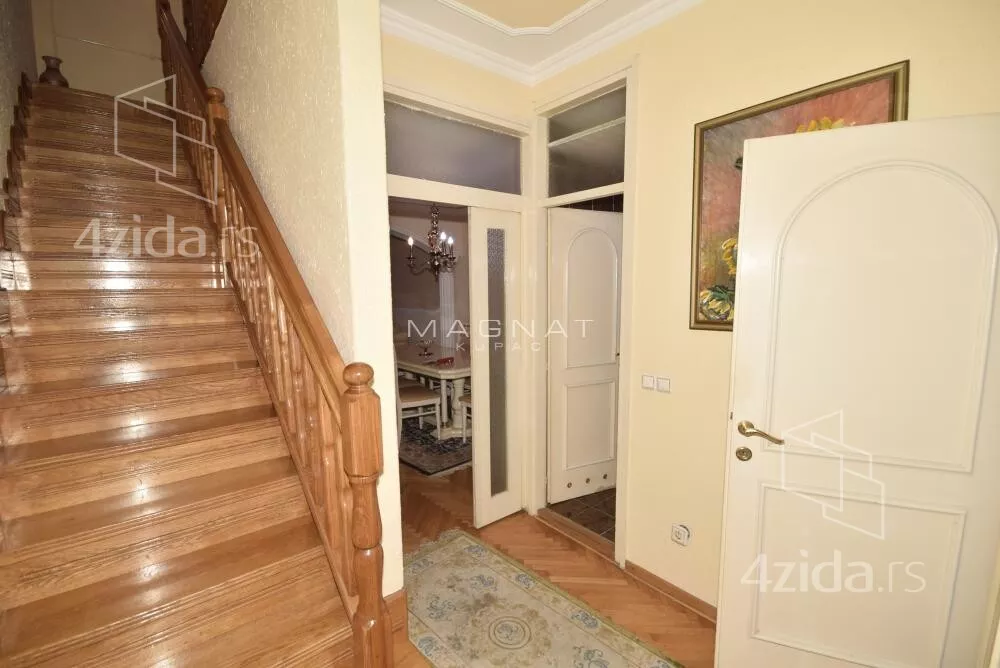 4-etažna kuća | 4zida