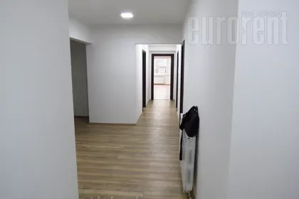 STARO SAJMIŠTE | 4zida.rs