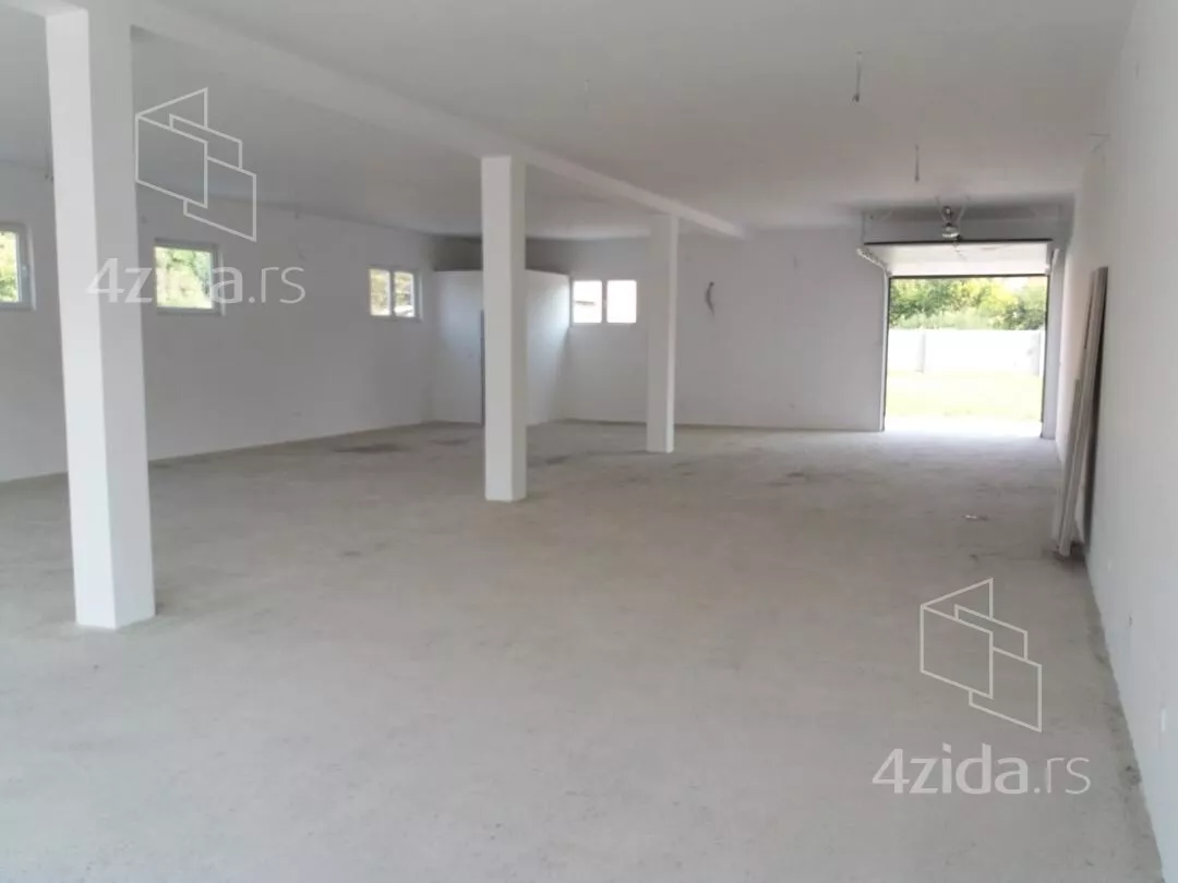 Poslovni prostor | 4zida