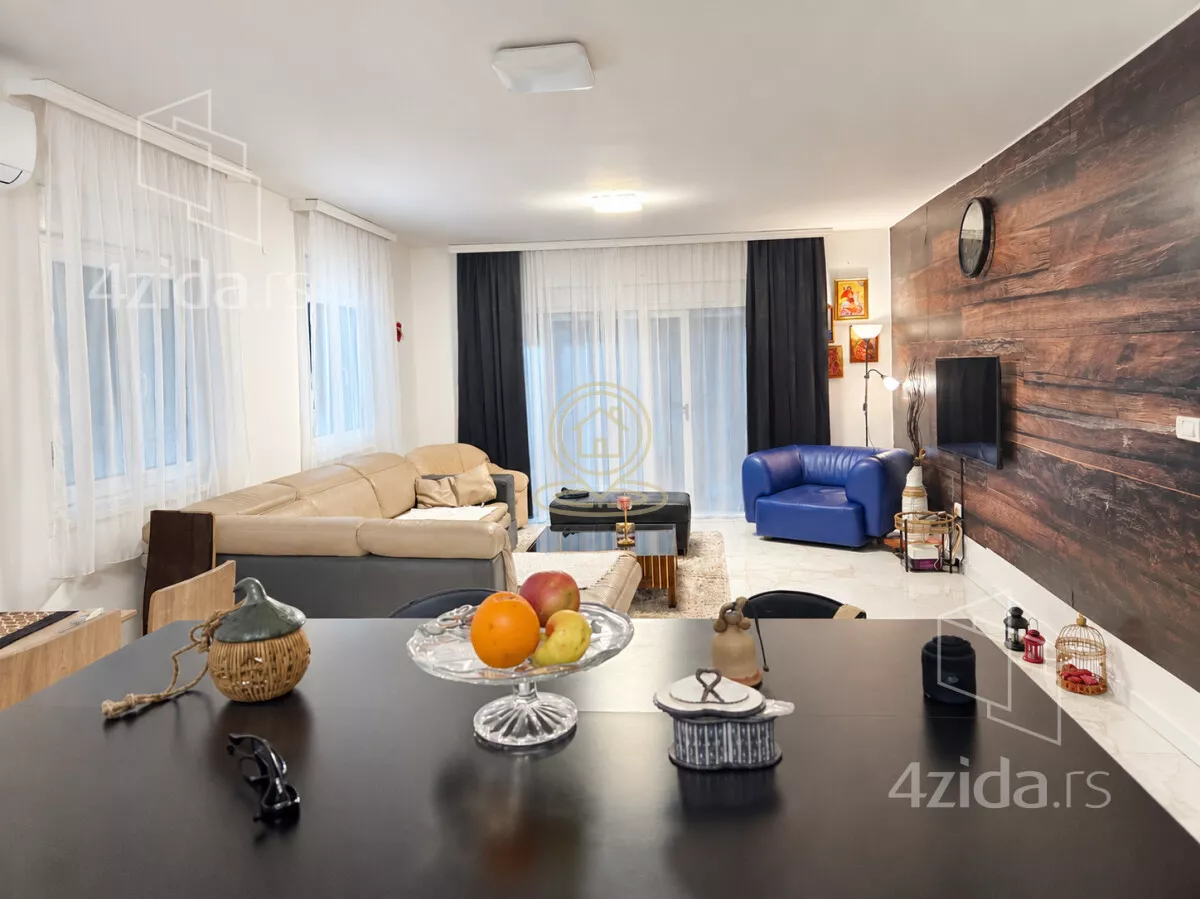 Kuća | 4zida