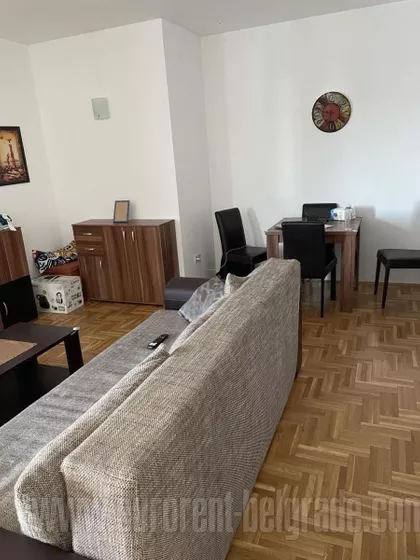 CENTAR | 4zida.rs