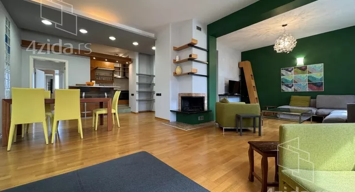 Petosoban stan | 4zida