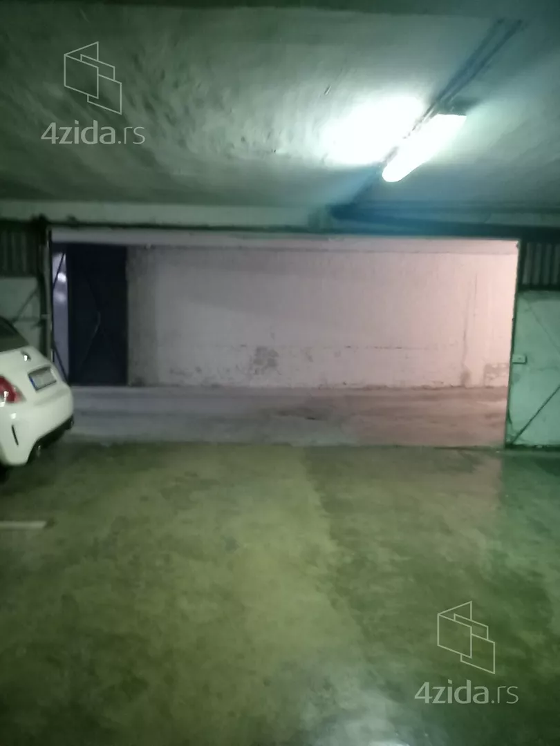 Garaža | 4zida