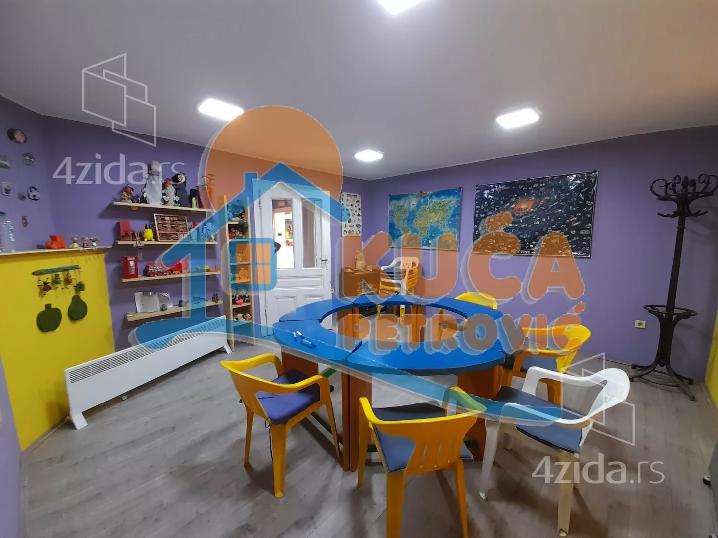 Lokal | 4zida