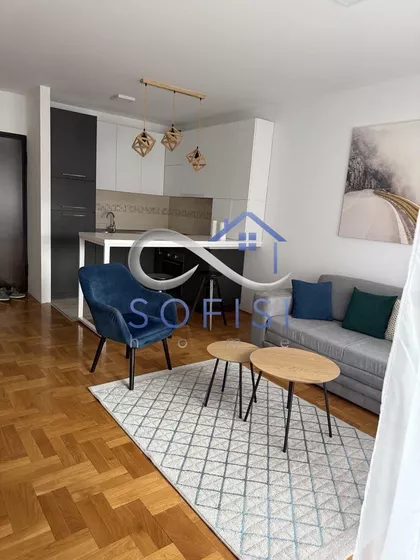 Braće Ribnikar | 4zida.rs