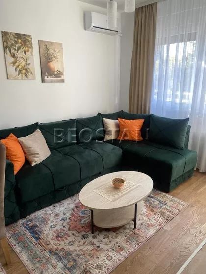 Vojvođanska | 4zida.rs