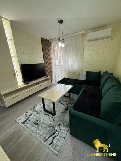 JANKA ČMELIKA | 4zida.rs