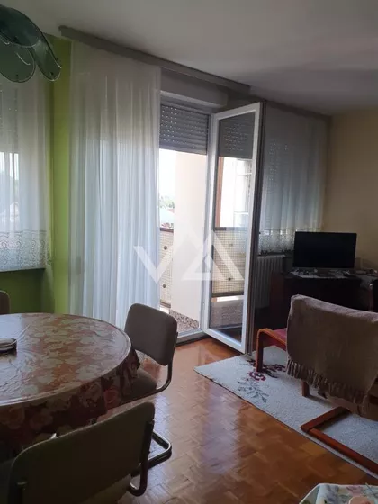 Marine Veličković | 4zida.rs