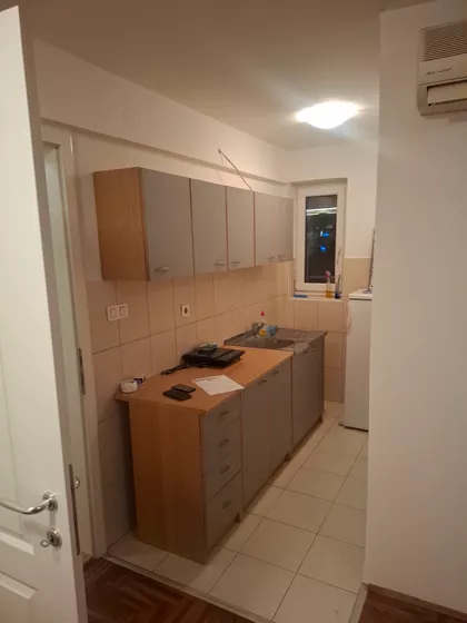 Kneza Vasa Popovića 10 | 4zida.rs