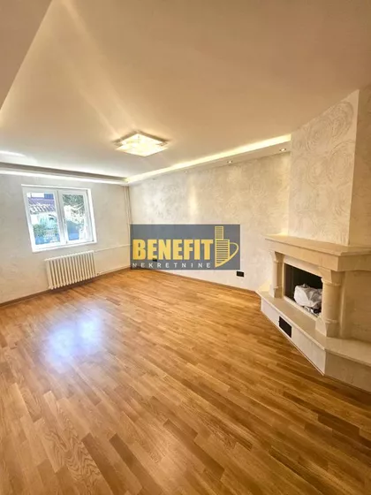 Bežanijska kosa 1 | 4zida.rs