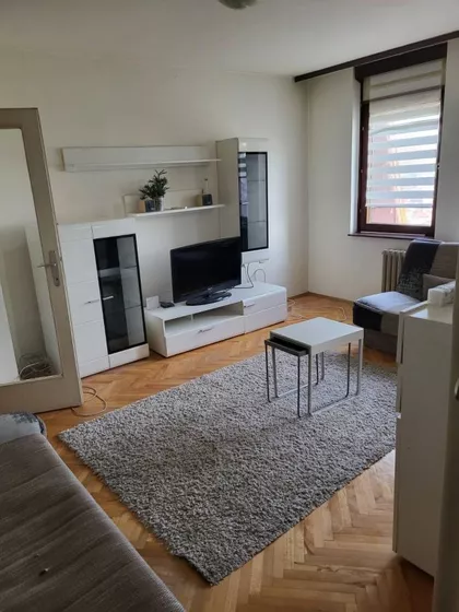 Bulevar Zona 2 | 4zida.rs