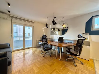 Petra Škundrića | 4zida.rs